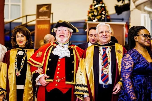 Honorary professor of Oxford
